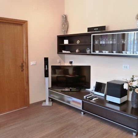 Nice Apartment & Room In Cavtat Exterior photo