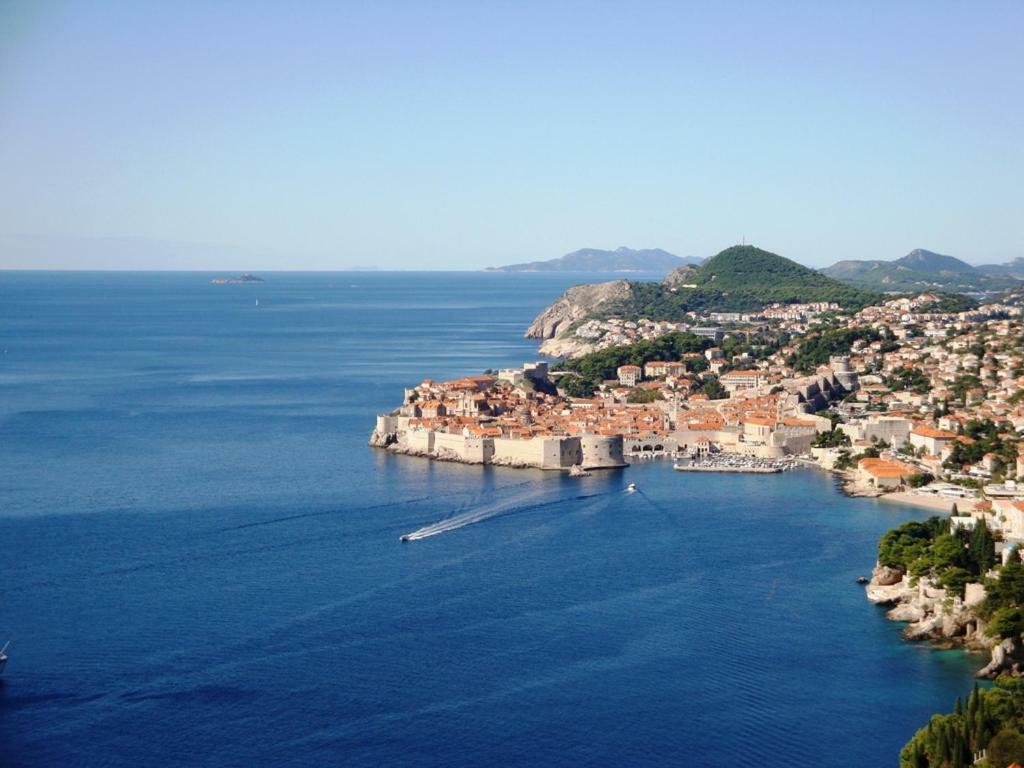 Nice Apartment & Room In Cavtat Exterior photo